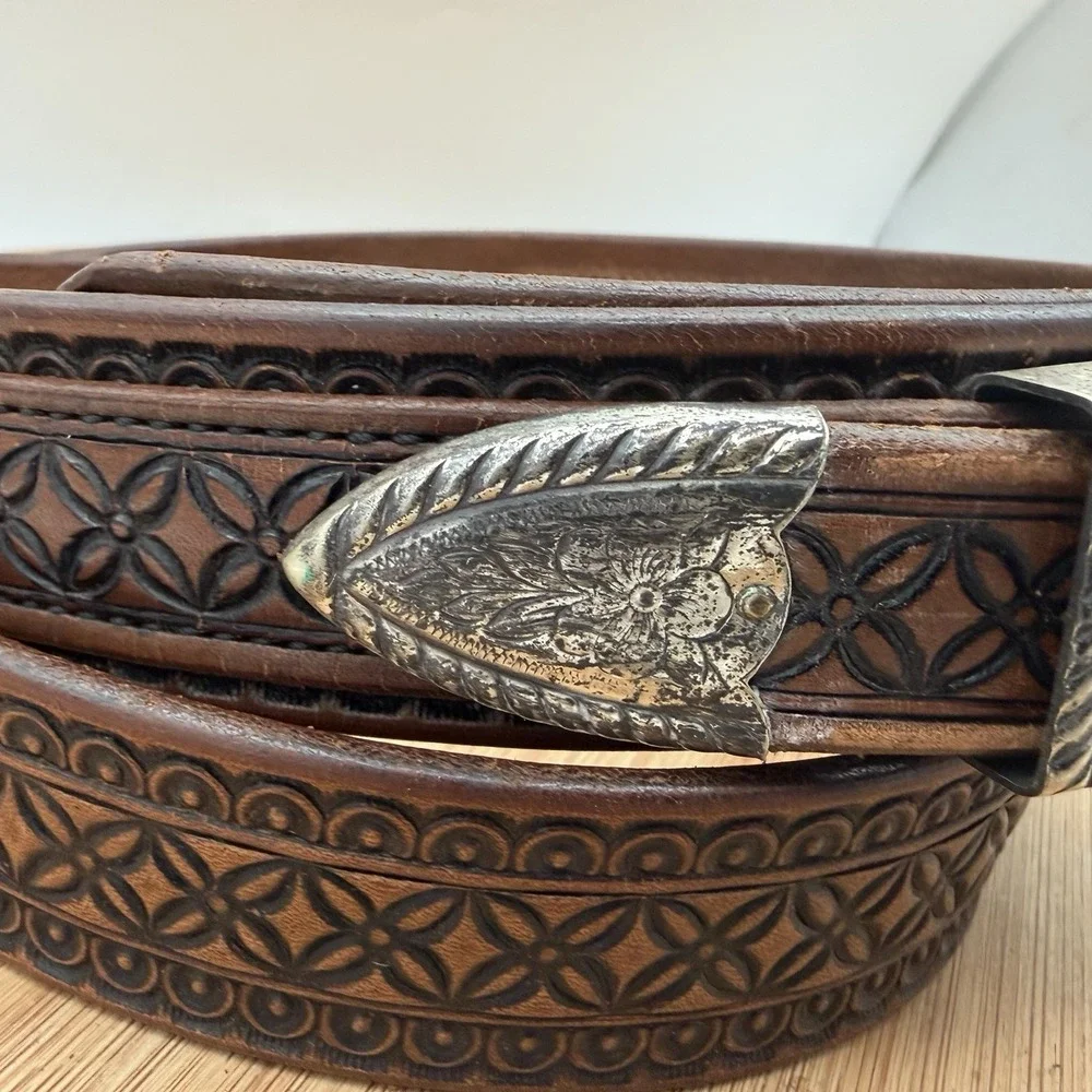 1930's Justin-Barton Tooled Western Leather Belt Size 40 Fort Worth Tx‎ Cowboy